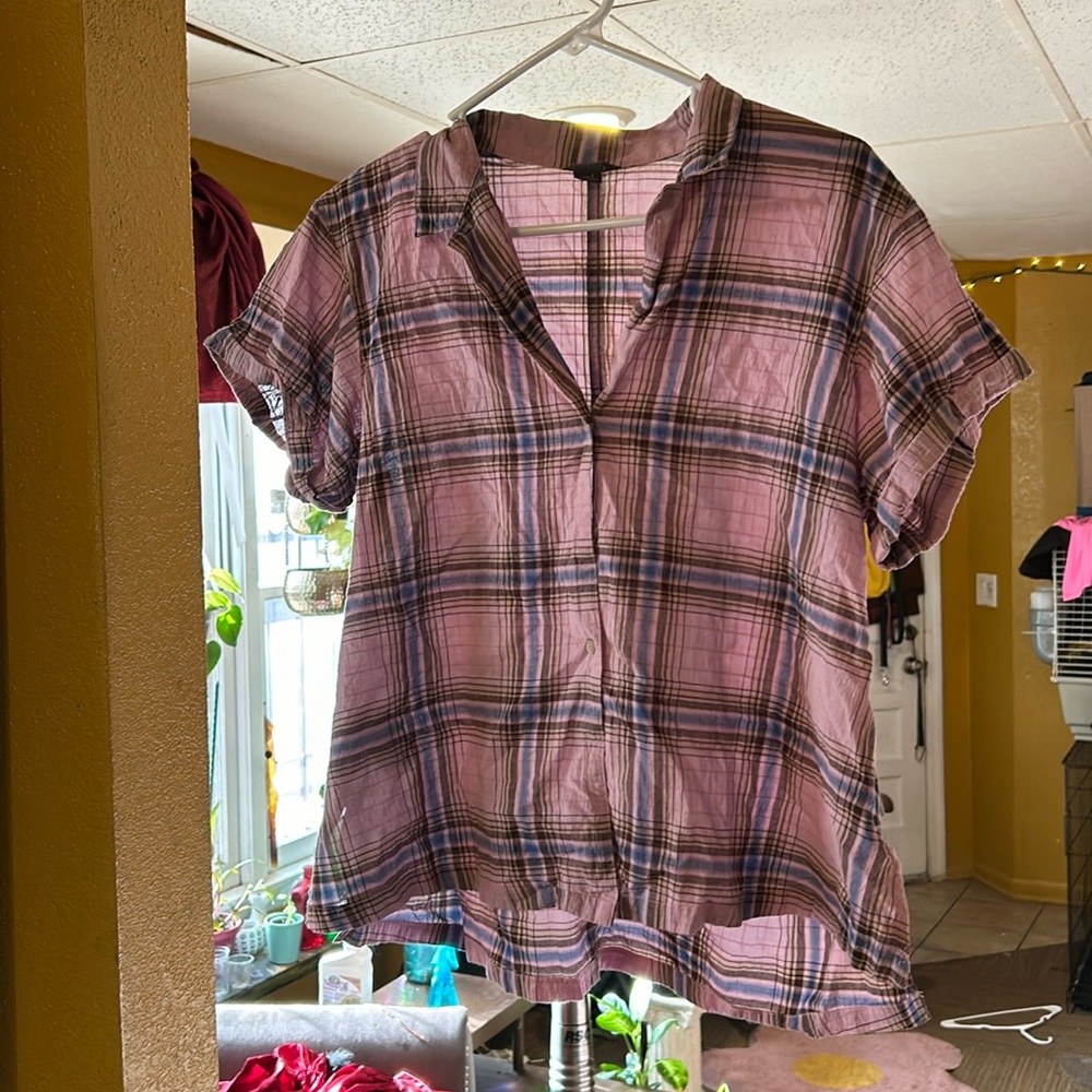 Eddie Bauer Short Sleeve Button-down, Women’s Large pink and blue plaid